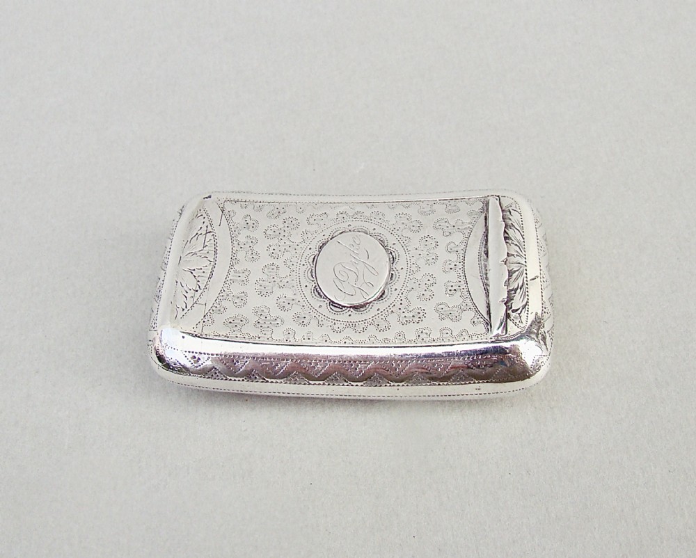 DELIGHTFUL GEORGIAN SILVER SNUFF BOX BY JOSEPH TAYLOR, BIRMINGHAM 1826