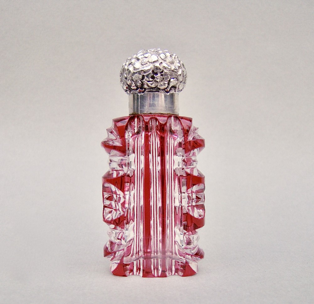 DELIGHTFUL VICTORIAN BOHEMIAN OVERLAY CRANBERRY GLASS SCENT BOTTLE BY GEORGE BRACE, LONDON 1891