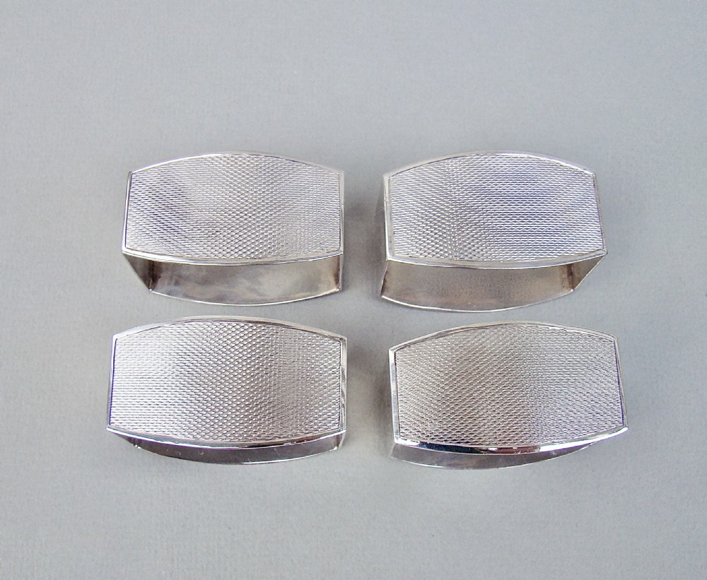 ELEGANT CASED SET OF FOUR ART DECO SOLID SILVER NAPKIN RINGS BY F.H.ADAM & CO, BIRMINGHAM 1932 View III