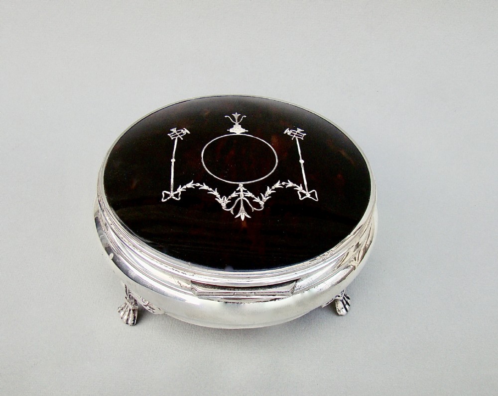 VERY LARGE SILVER PIQUE TORTOISESHELL JEWELLERY BOX BY WILLIAM COMYNS, LONDON 1919
 View X