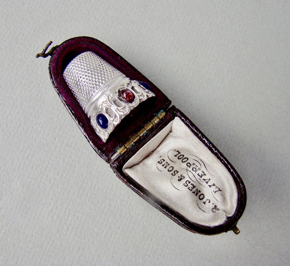 RARE CASED CONTINENTAL SILVER THIMBLE SET WITH SEMI-PRECIOUS STONES, CIRCA 1890 View III