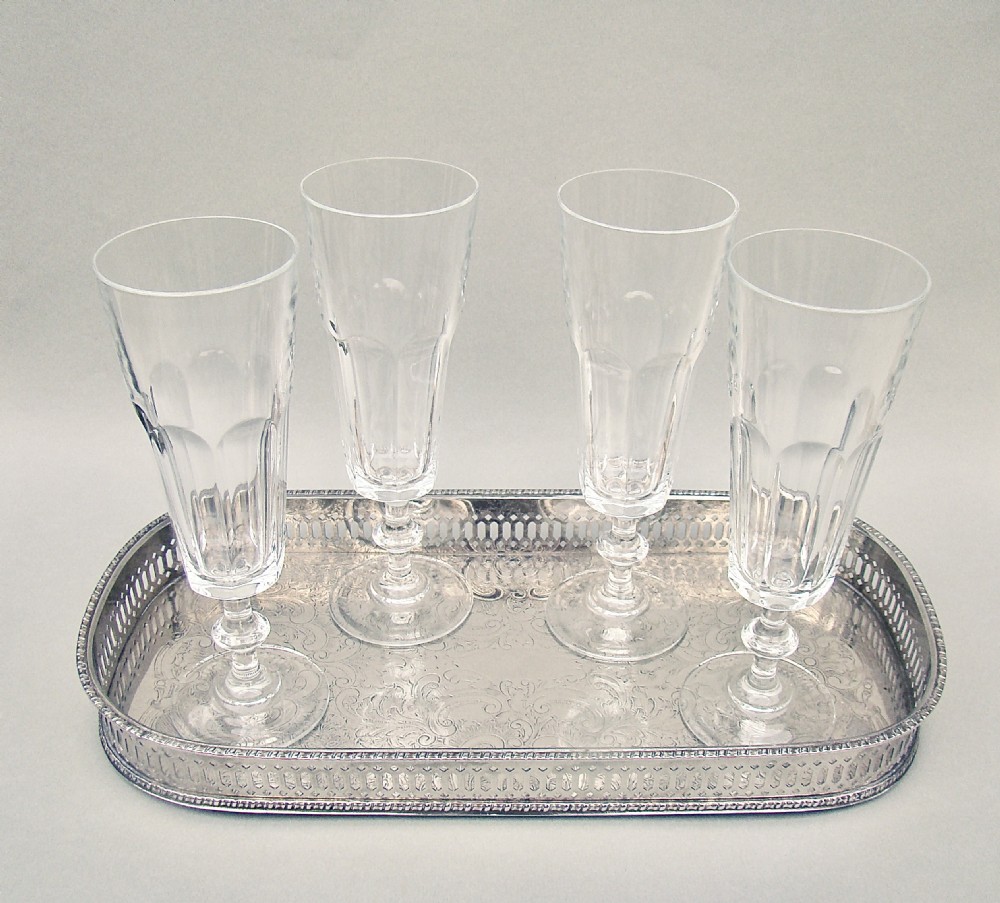 SMALL EDWARDIAN SILVER PLATED DRINKS TRAY, CIRCA 1910 View VIII
