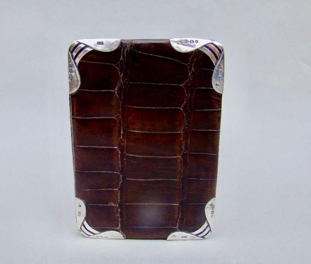 ART NOUVEAU SILVER MOUNTED CROCODILE CARD CASE & WALLET BY LUDWIG KRUMM, LONDON 1901 View II