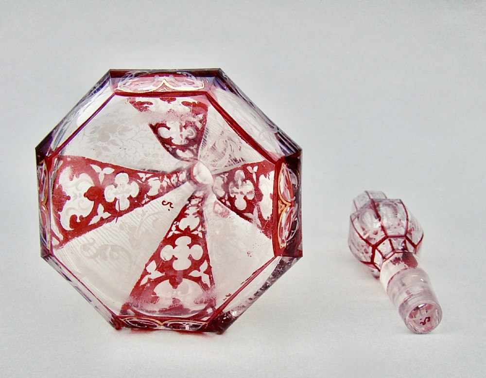 FABULOUS BOHEMIAN RUBY & CLEAR GLASS SCENT BOTTLE, CIRCA 1880 View V