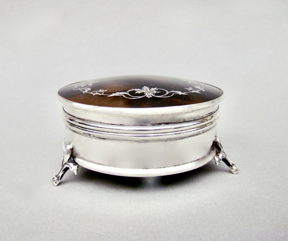 DELIGHTFUL SILVER & TORTOISESHELL TRINKET BOX BY EDWARD SOUTER BARNSLEY, BIRMINGHAM 1921 View IV