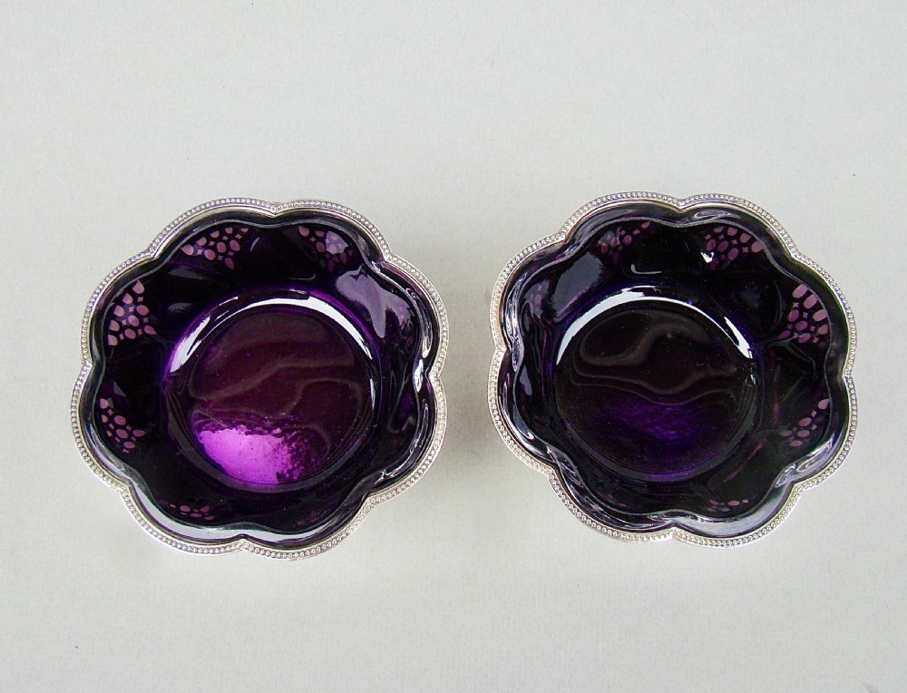 EXQUISITE PAIR OF GEORGE V SILVER & AMETHYST GLASS  BONBON DISHES BY MAPPIN & WEBB, BIRMINGHAM  1913 View V