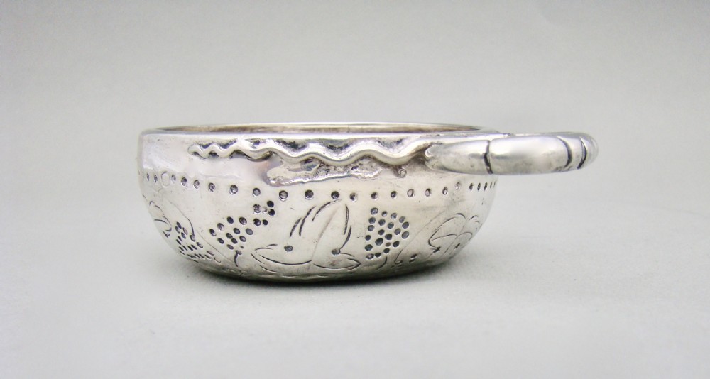 EARLY 19TH C. FRENCH PROVINCIAL SILVER WINE TASTER OR TASTE VIN, CIRCA 1820 View III