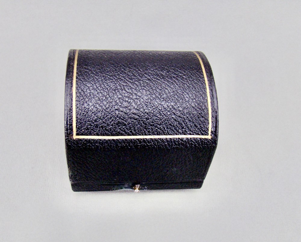 SUPERB CASED ART DECO SOLID SILVER NAPKIN RING BY A. SCOTT, BIRMINGHAM 1934 View V