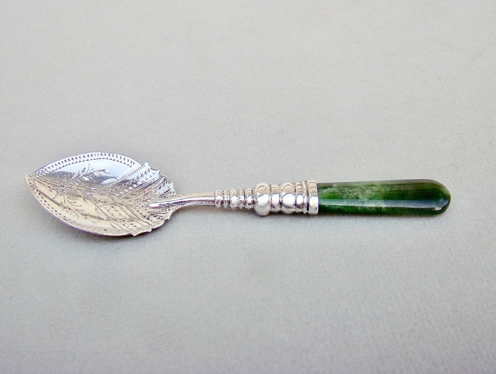 GEORGE V SILVER & JADE SMALL PRESERVE SPOON BY ADIE & LOVEKIN, BIRMINGHAM 1922 View II
