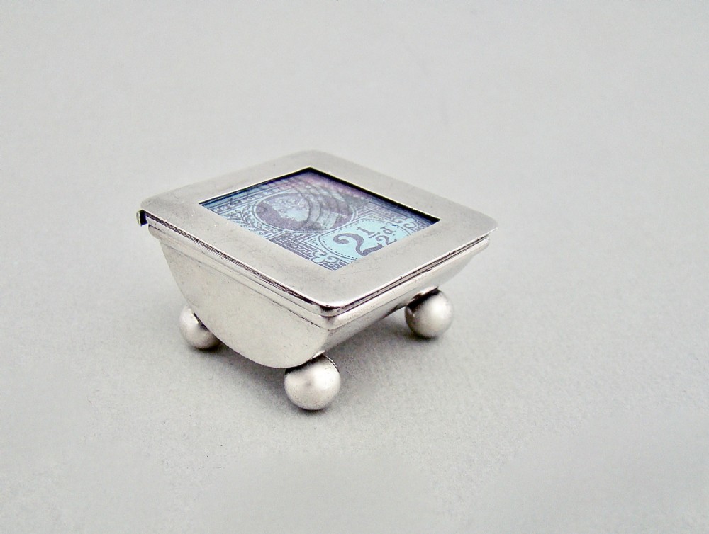VICTORIAN SILVER SINGLE STAMP BOX BY LEVI & SALAMAN, BIRMINGHAM 1900 View III