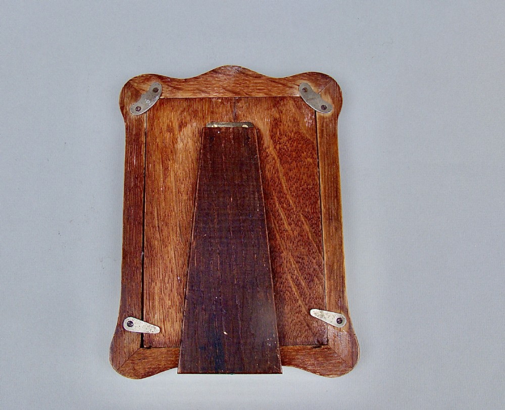 UNUSUAL EDWARDIAN SOLID SILVER PHOTOGRAPH FRAME BY W.I.BROADWAY & CO, BIRMINGHAM 1906
 View VI