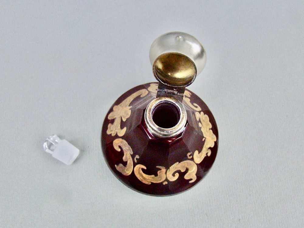 VICTORIAN SILVER GILT RUBY GLASS ENAMELLED SCENT BOTTLE, CIRCA 1880 View V