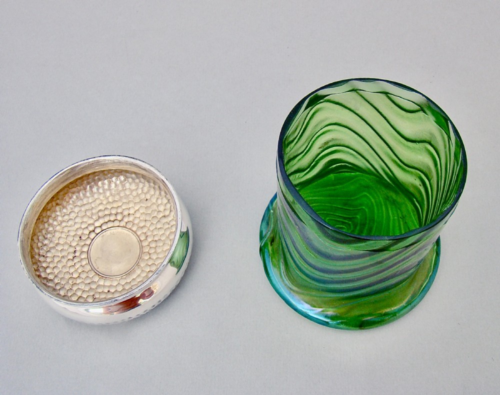 RARE ART NOUVEAU SILVER MOUNTED IRIDESCENT LOETZ GLASS VANITY JAR BY A&J ZIMMERMAN, BIRMINGHAM 1907 View IV