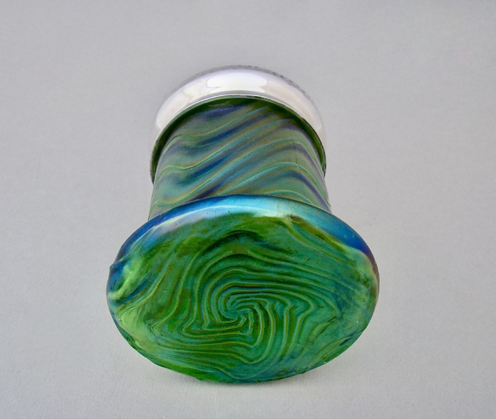 RARE ART NOUVEAU SILVER MOUNTED IRIDESCENT LOETZ GLASS VANITY JAR BY A&J ZIMMERMAN, BIRMINGHAM 1907 View VI