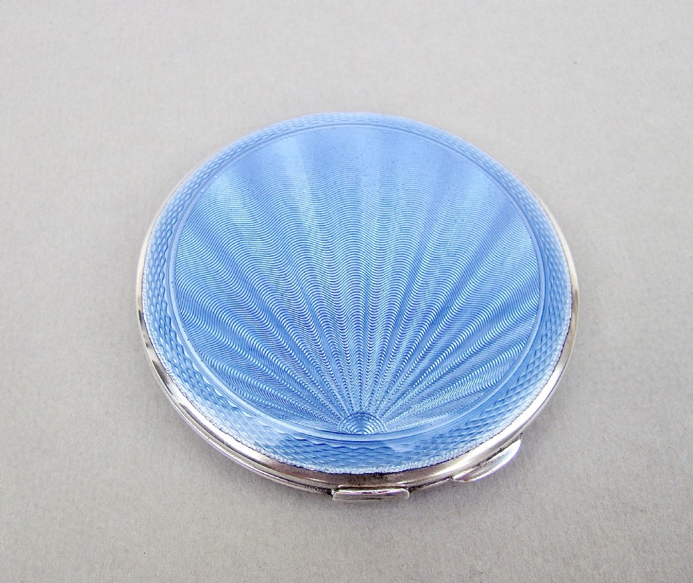 STUNNING SILVER AND BLUE GUILLOCHE ENAMEL COMPACT BY BROADWAY & CO, BIRMINGHAM 1940