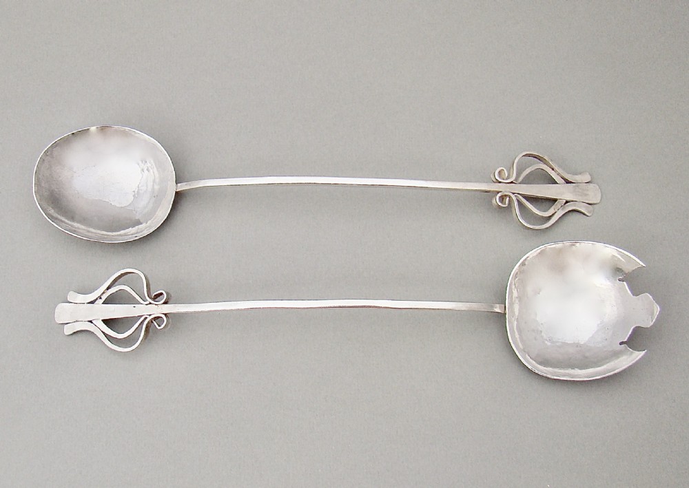 PAIR OF SCOTTISH ARTS & CRAFT SILVER SALAD SERVERS BY CATHERINE L. CHARLES, EDINBURGH 1942