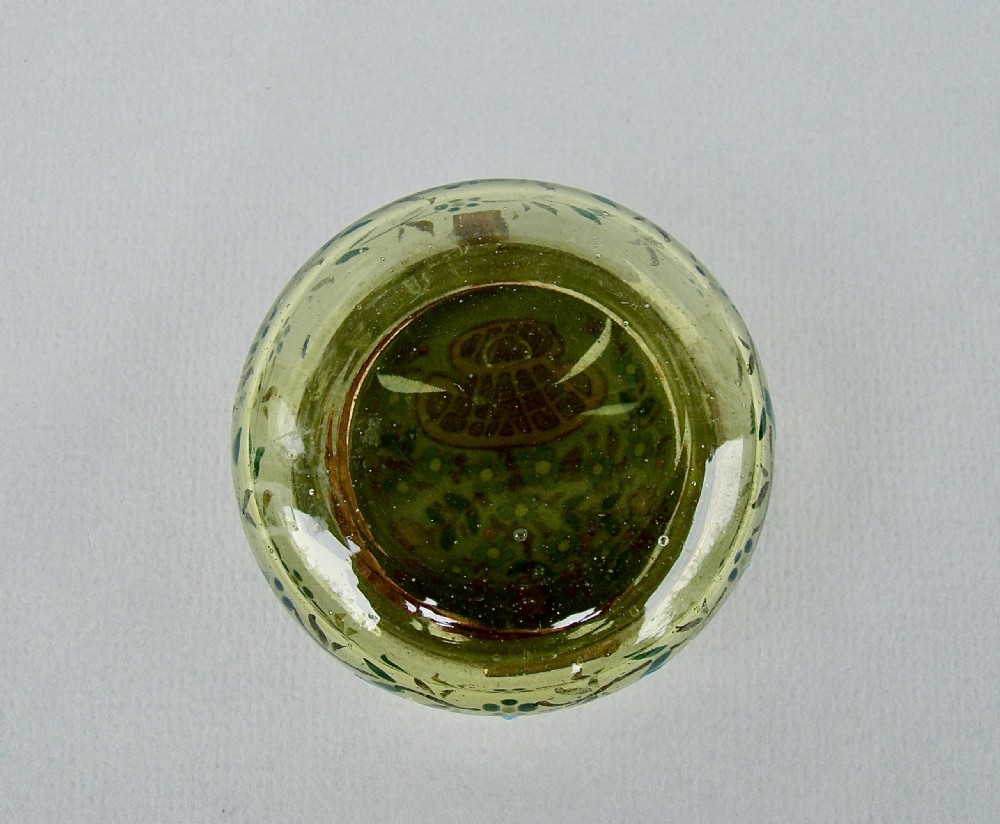 DELIGHTFUL 19TH CENTURY FRENCH GREEN GLASS ENAMELLED TRINKET BOX, CIRCA 1890 View VII
