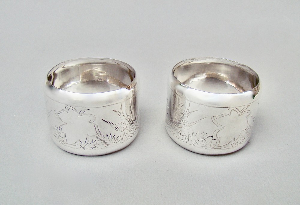 EXQUISITE CASED PAIR OF VICTORIAN SILVER AESTHETIC MOVEMENT NAPKIN RINGS, LONDON 1881 View III