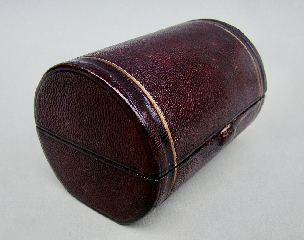 EXQUISITE CASED PAIR OF VICTORIAN SILVER AESTHETIC MOVEMENT NAPKIN RINGS, LONDON 1881 View VII