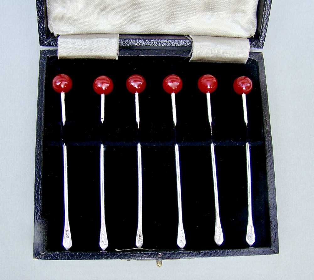 CASED SET OF ART DECO SILVER COCKTAIL CHERRY STICKS BY THE BARKER BROTHERS, BIRMINGHAM 1937 View II