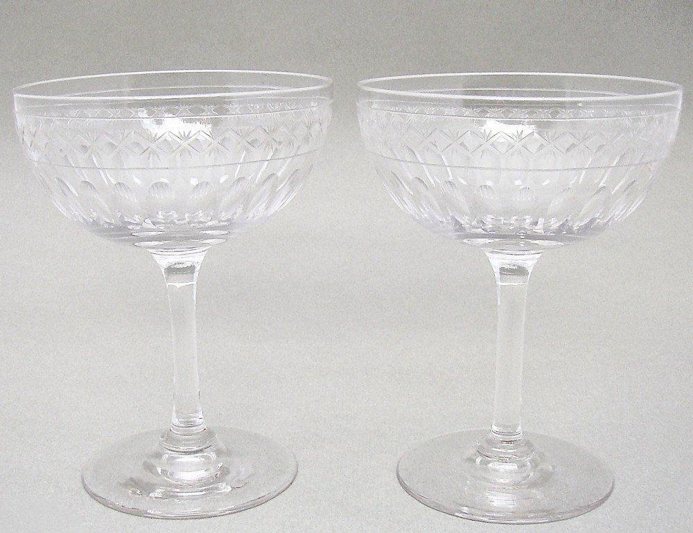 ELEGANT PAIR OF VICTORIAN SLICED-CUT CHAMPAGNE COUPES, CIRCA 1890