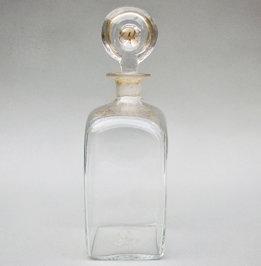 EXQUISITE GEORGIAN GILT GLASS DECANTER , DATING CIRCA 1795
