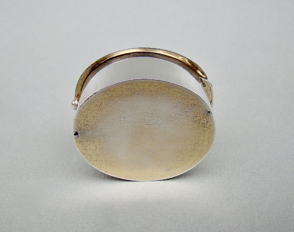 RARE EDWARDIAN SILVER CAMEO PILL BOX BY COLEN CHESHIRE, CHESTER 1904 View V