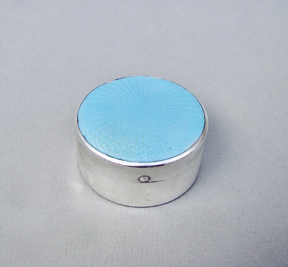 EXQUISITE STERLING SILVER AND GUILLOCHE ENAMEL COMPACT BY FOSTER & BAYLEY, C.1910