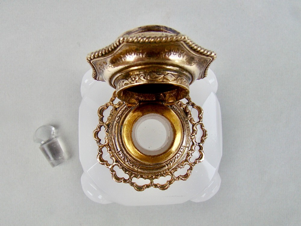 FRENCH PALAIS ROYAL, GRAND TOUR,  ORMULU & OPALINE GLASS SCENT BOTTLE, CIRCA 1870 View VI