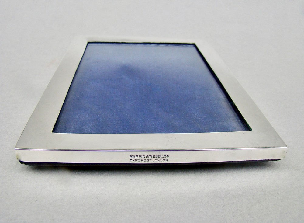 EDWARDIAN SILVER PHOTOGRAPH FRAME BY MAPPIN & WEBB, LONDON 1905 View IV