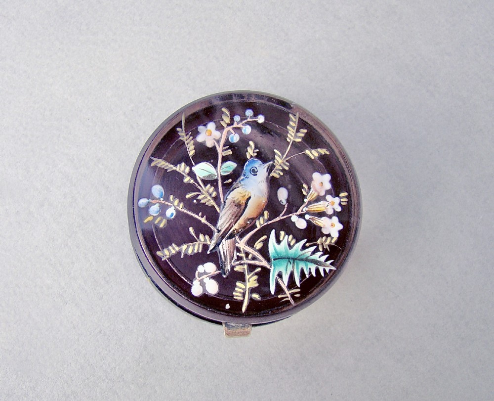 19TH CENTURY FRENCH ENAMELLED AMETHYST GLASS TRINKET BOX, CIRCA 1890 View III