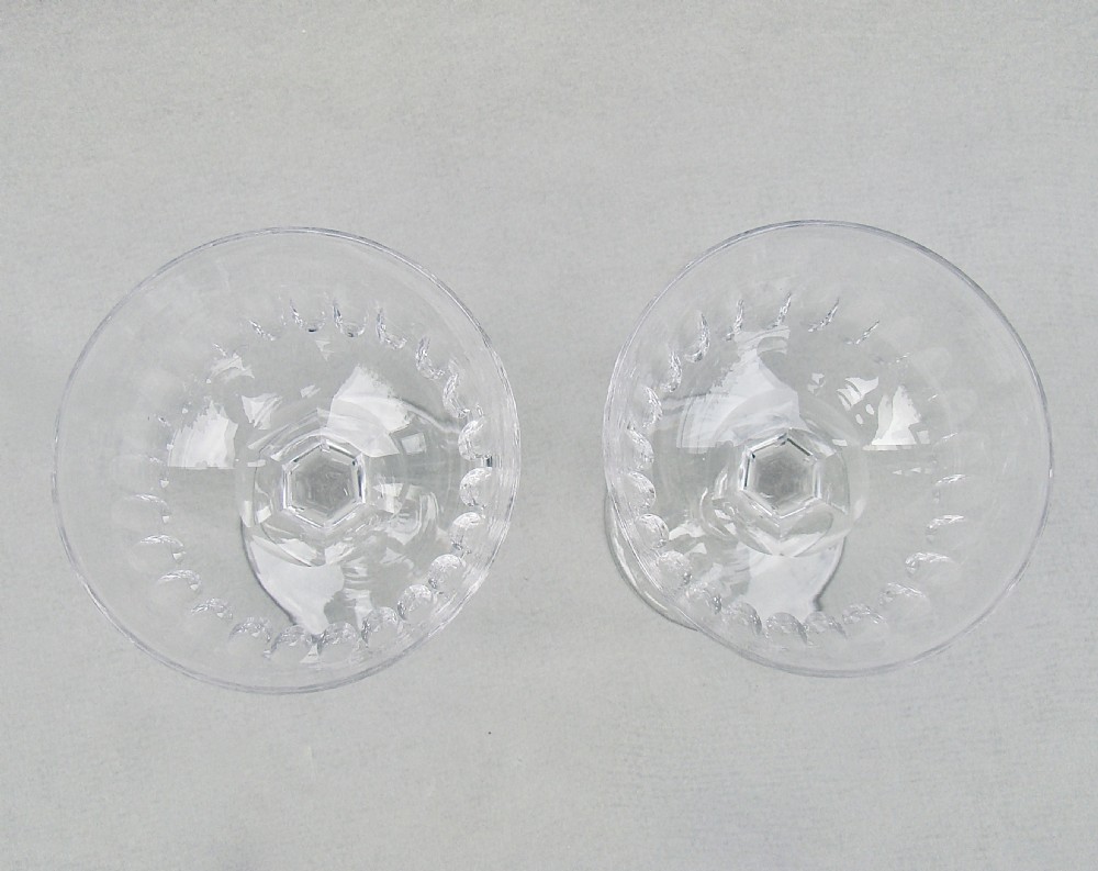 ELEGANT PAIR OF VICTORIAN SLICED-CUT CHAMPAGNE COUPES, CIRCA 1890 View IV