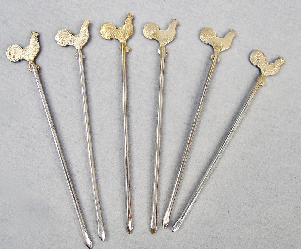 MID-CENTURY CASED SET OF SIX STERLING SILVER ENAMELLED COCKEREL COCKTAIL STICKS, CIRCA 1950 View IV