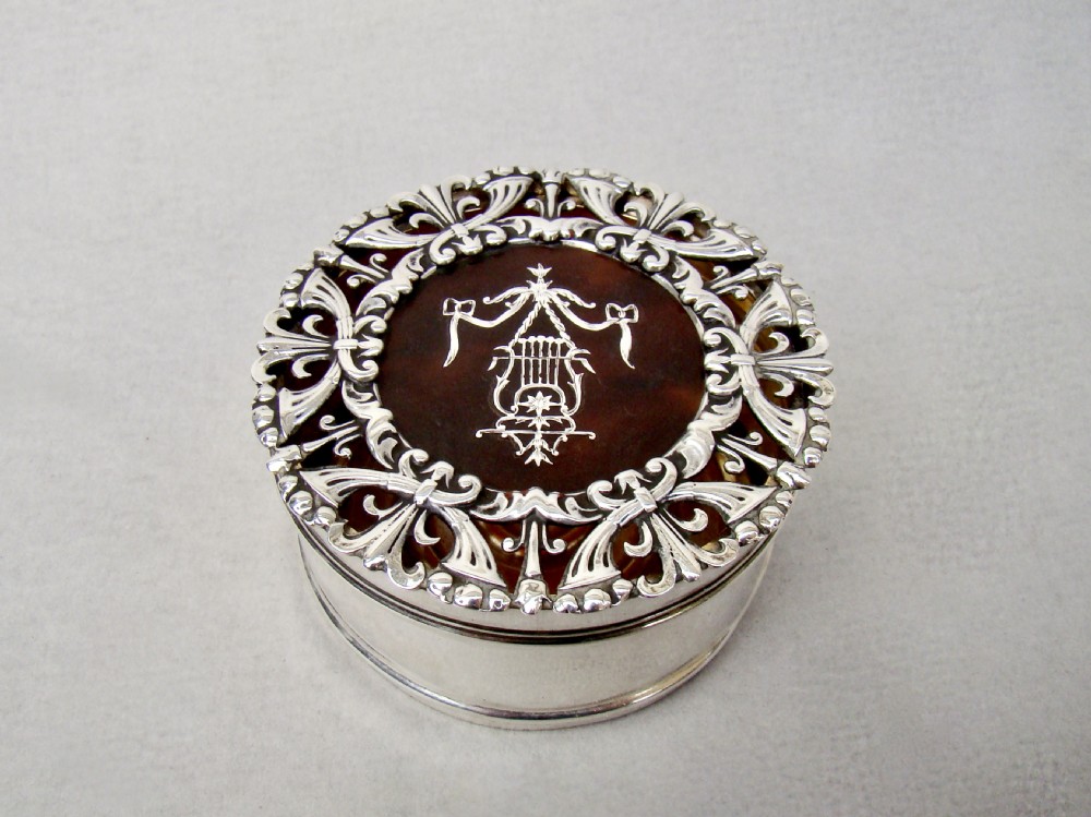 RARE GEORGE V  SILVER & TORTOISESHELL POT POURRI BOX BY WILLIAM COMYNS, LONDON 1910 View II