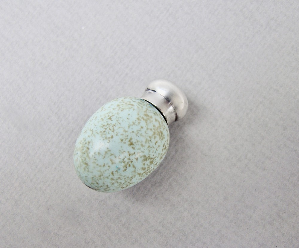 RARE VICTORIAN SILVER MACINTYRE SPECKLED EGG SCENT BOTTLE BY SAUNDERS & SHEPHERD, BIRMINGHAM 1891 View VII
