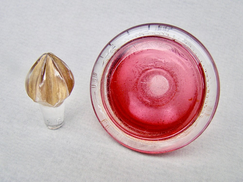 EXQUISITE SMALL FRENCH CRANBERRY GLASS SCENT BOTTLE, CIRCA 1870 View V