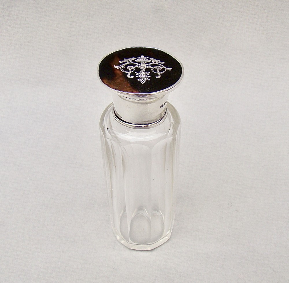 GEORGE V SILVER & PIQUE TORTOISESHELL SCENT BOTTLE BY THE CORKE BROTHERS & CO, LONDON 1916