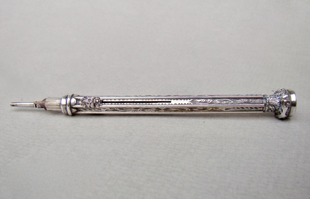 RARE VICTORIAN SILVER PROPELLING PENCIL & DIP PEN WITH BLOODSTONE SEAL, CIRCA 1880 View II