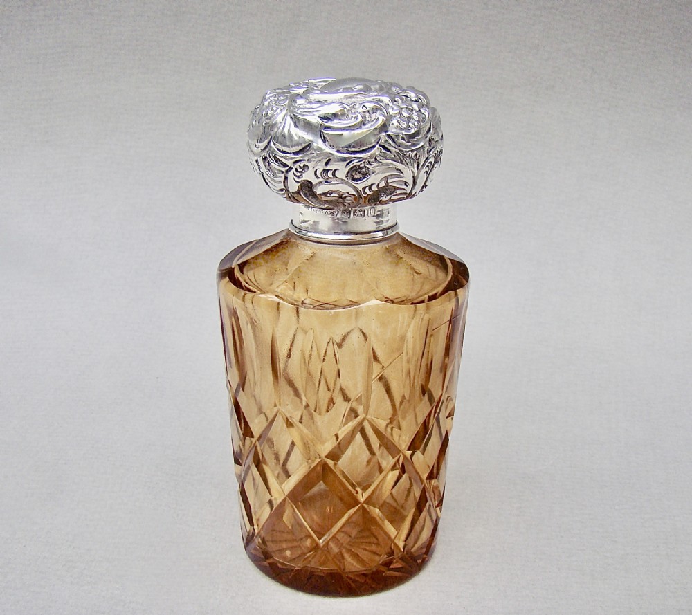 SILVER & AMBER GLASS SCENT BOTTLE BY HENRY PERKINS & SONS,  BIRMINGHAM 1910
