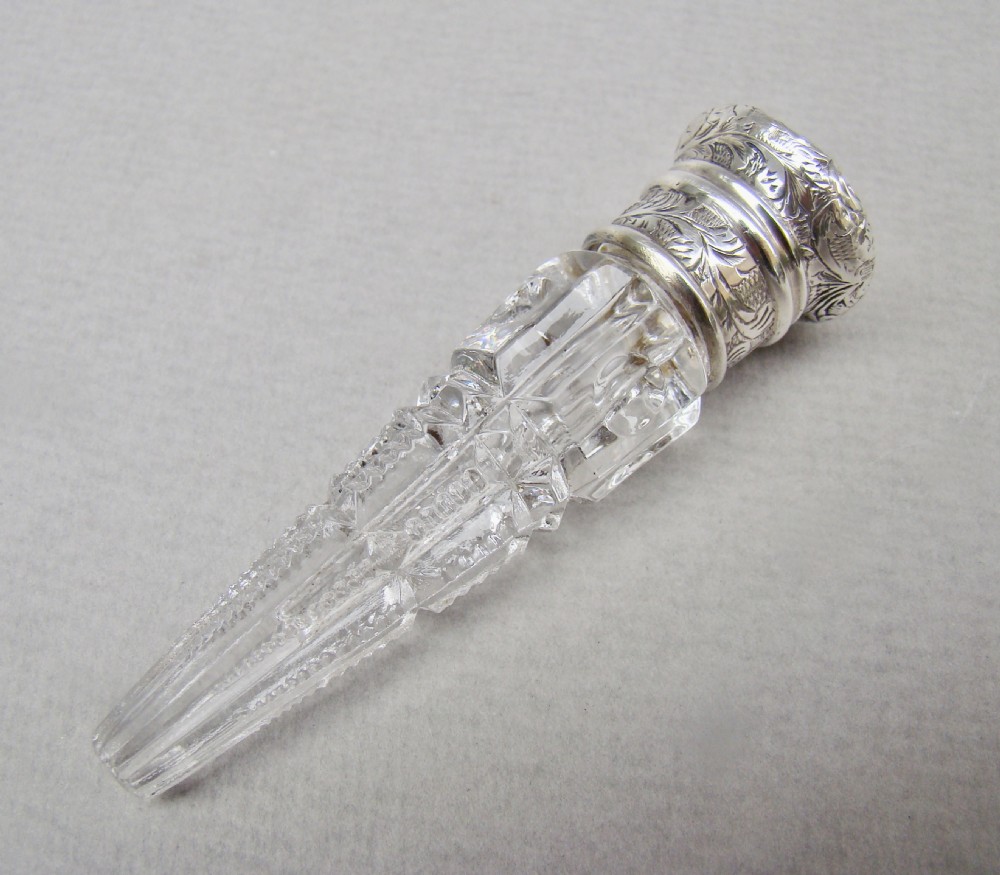 VICTORIAN SILVER MOUNTED SLICED CUT GLASS SCENT BOTTLE, CIRCA 1890 View II