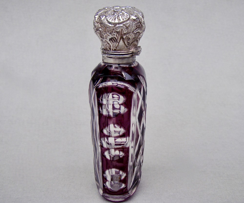 EXQUISITE VICTORIAN SILVER AND AMETHYST OVERLAY BOHEMIAN GLASS SCENT BOTTLE, CIRCA 1890 View II