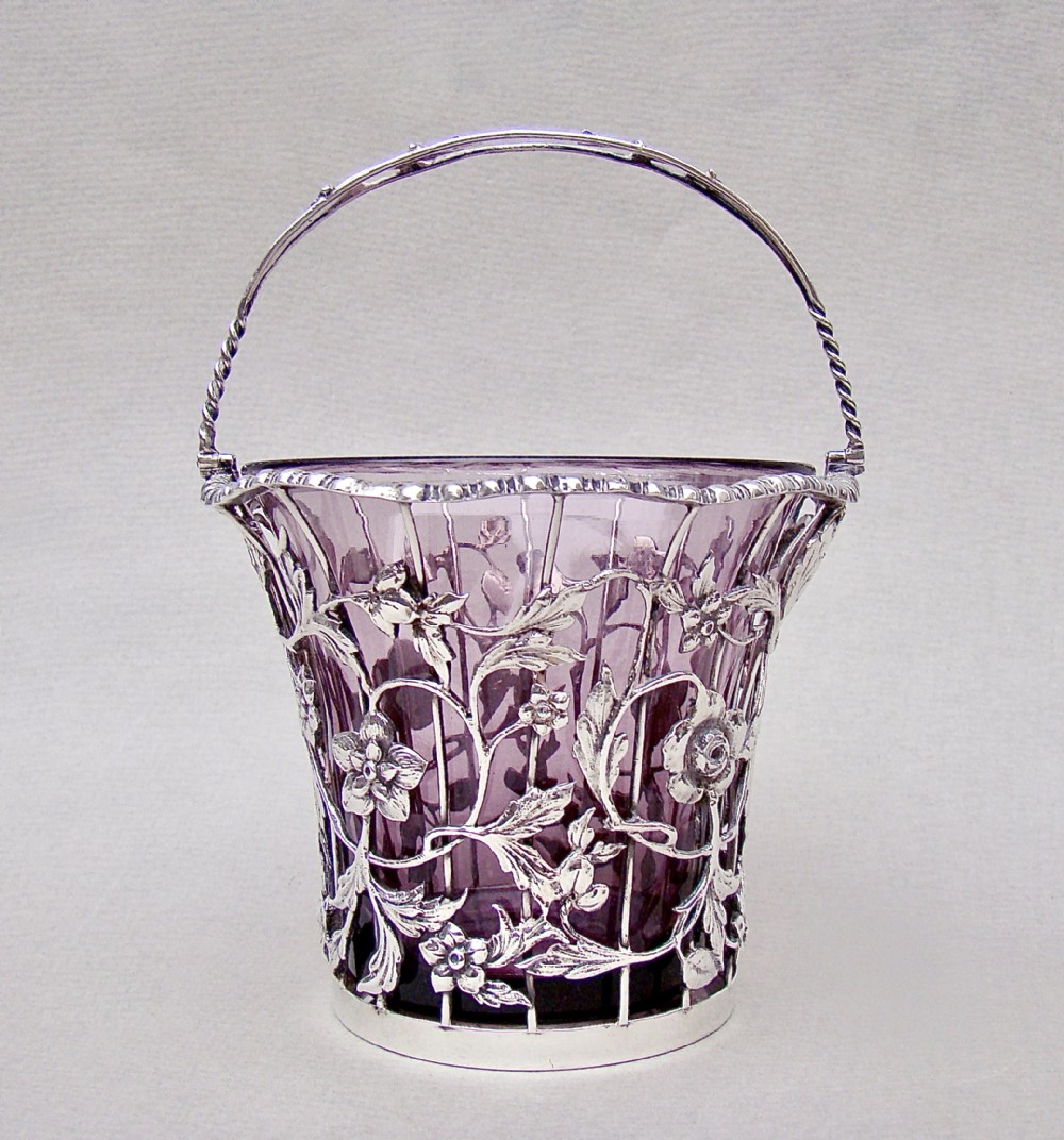 FABULOUS EDWARDIAN SILVER WIREWORK BASKET BY WILLIAM COMYNS, LONDON 1909