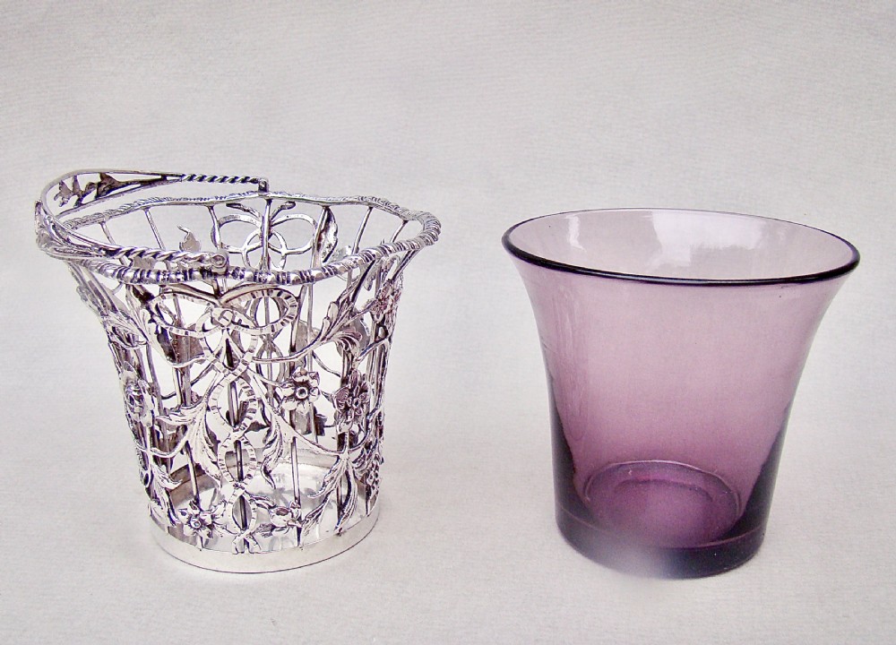 FABULOUS EDWARDIAN SILVER WIREWORK BASKET BY WILLIAM COMYNS, LONDON 1909 View VI