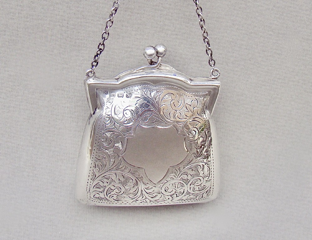 DELIGHTFUL GEORGE V SILVER COCKTAIL PURSE BY G. NORMAN, BIRMINGHAM 1917