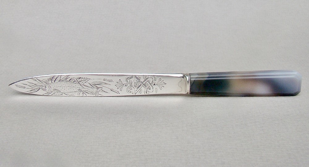 STUNNING VICTORIAN SILVER AND AGATE LETTER OPENER BY EDWARD HUTTON, LONDON 1892