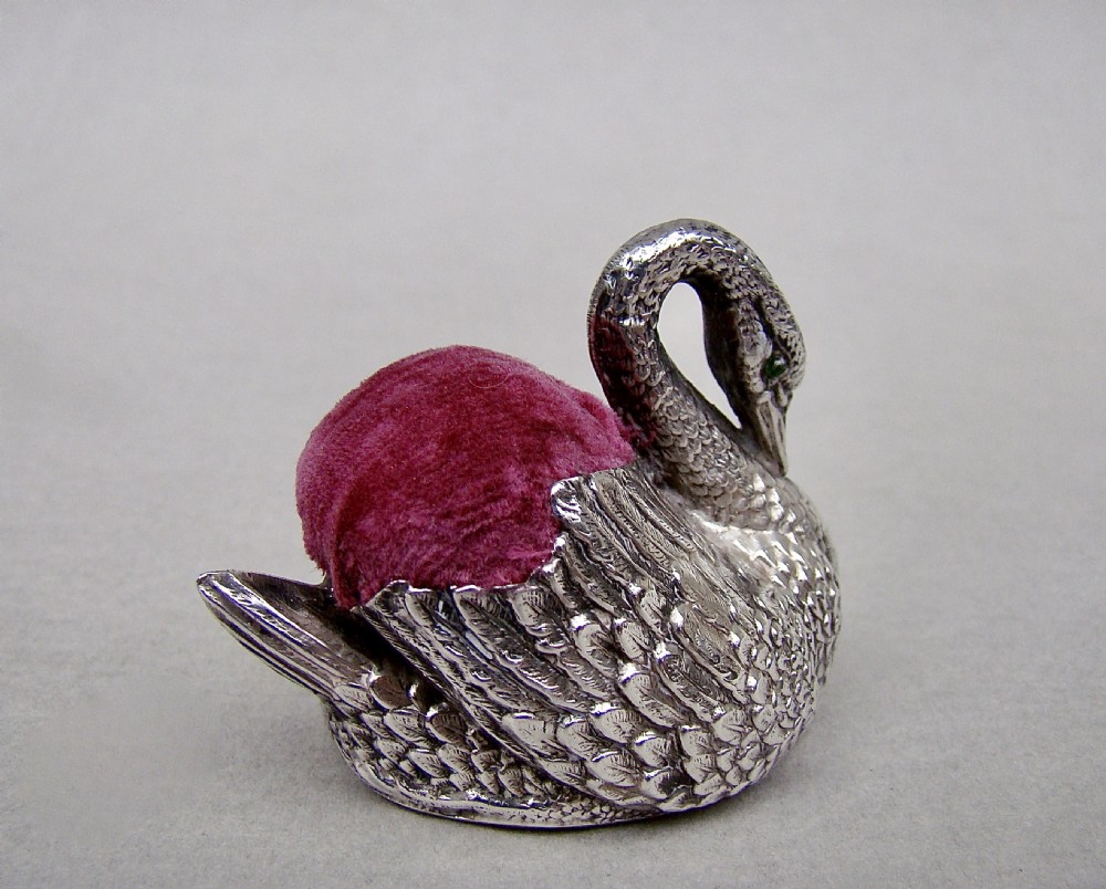 EXQUISITE VICTORIAN SILVER SWAN PIN CUSHION BY LEVI & SALAMAN, BIRMINGHAM 1899 View IV