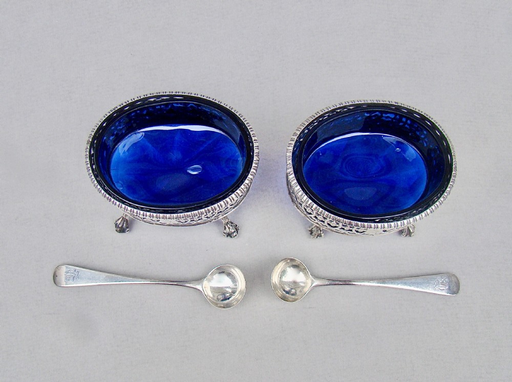 ROBERT HENNEL GEORGIAN SILVER SALTS,  LONDON 1773 View III