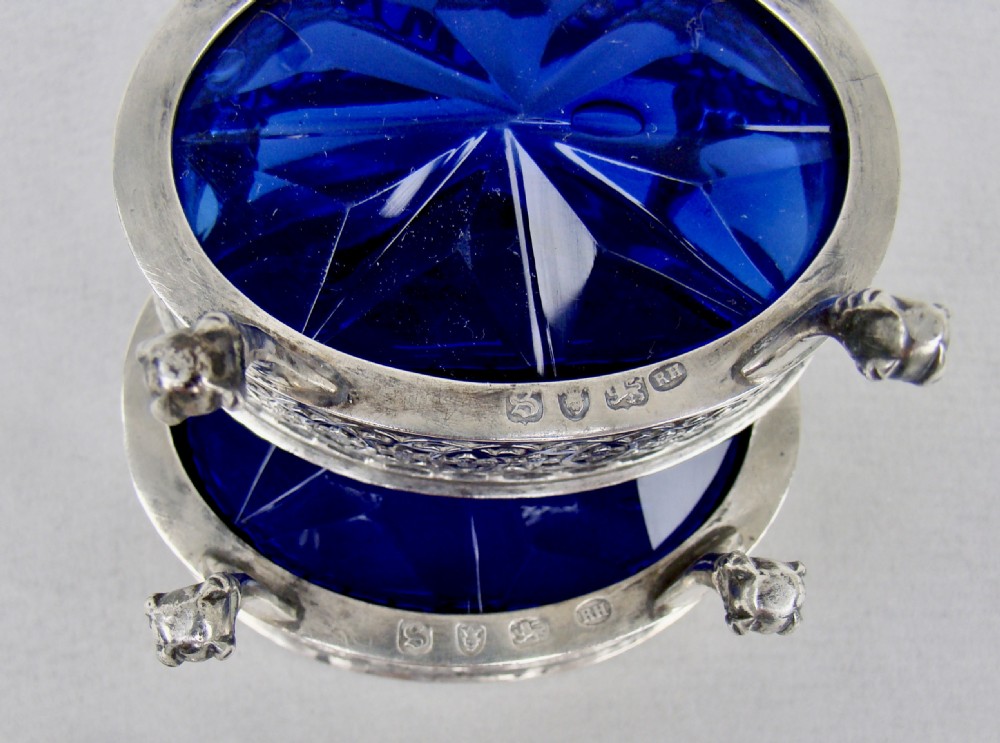 ROBERT HENNEL GEORGIAN SILVER SALTS,  LONDON 1773 View V