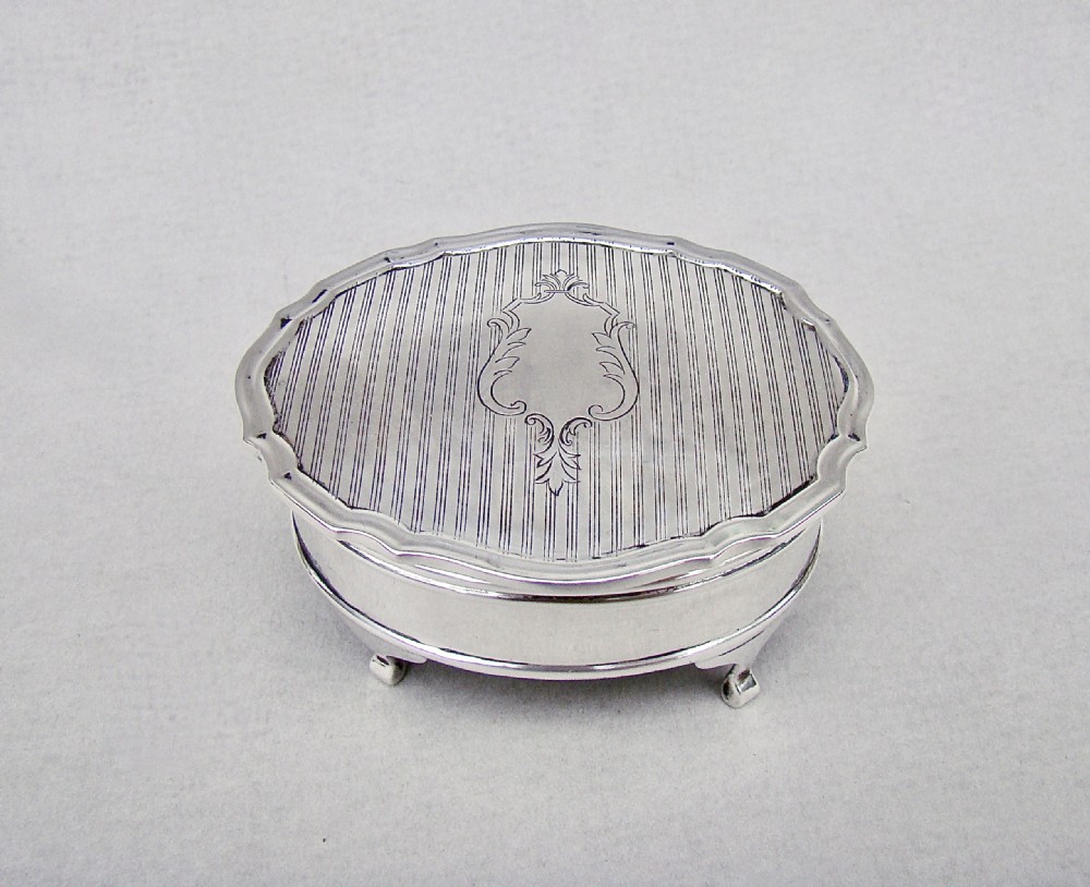 ART DECO SILVER JEWELLERY BOX BY THE ADIE BROTHERS, BIRMINGHAM 1924