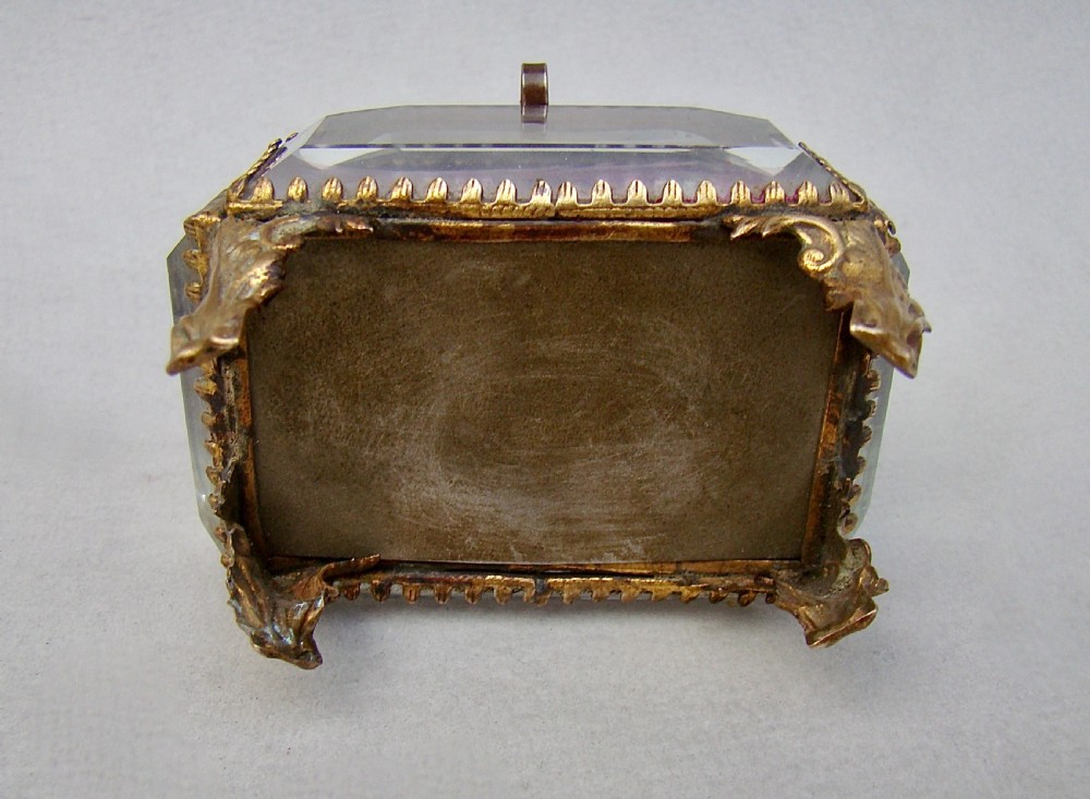 EXQUISITE 19TH C. FRENCH ORMULU & BEVELLED GLASS JEWELLERY CASKET, CIRCA 1890 View VI
